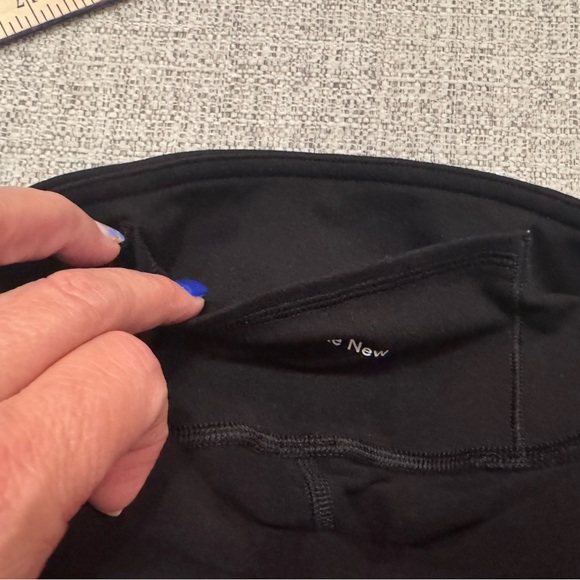 Lululemon Interconnect Reveal Black Leggings Tights Yoga Workout Pants Sz 2 - Picture 10 of 13